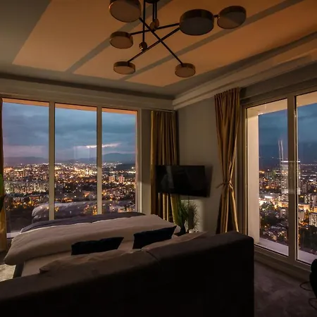 Sky Deluxe Fitness & * Skopie