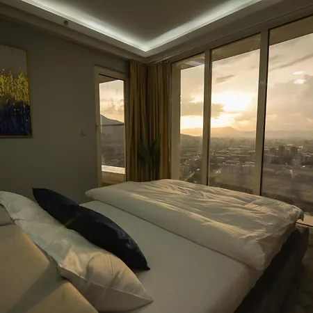 Sky Deluxe Fitness & Apartment