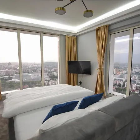 Sky Deluxe *