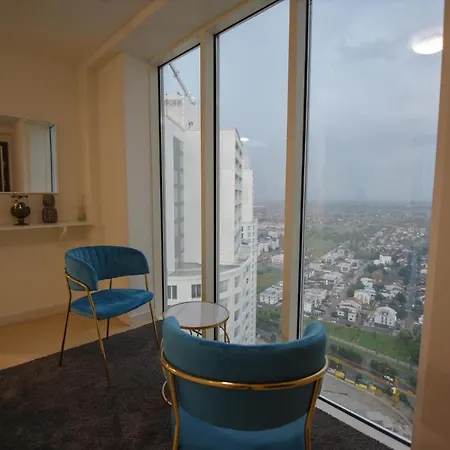 Sky Deluxe Fitness & Apartamento Skopie