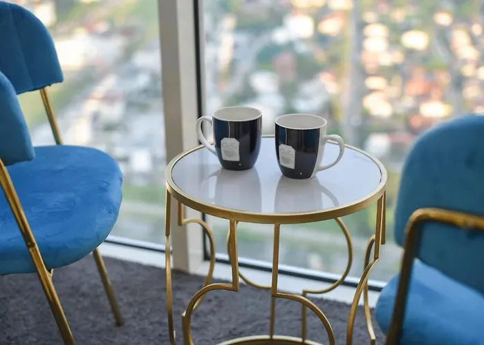 Sky Deluxe Fitness & *