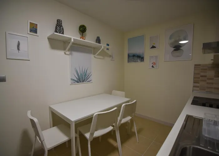 Sky Deluxe Fitness & * Skopje